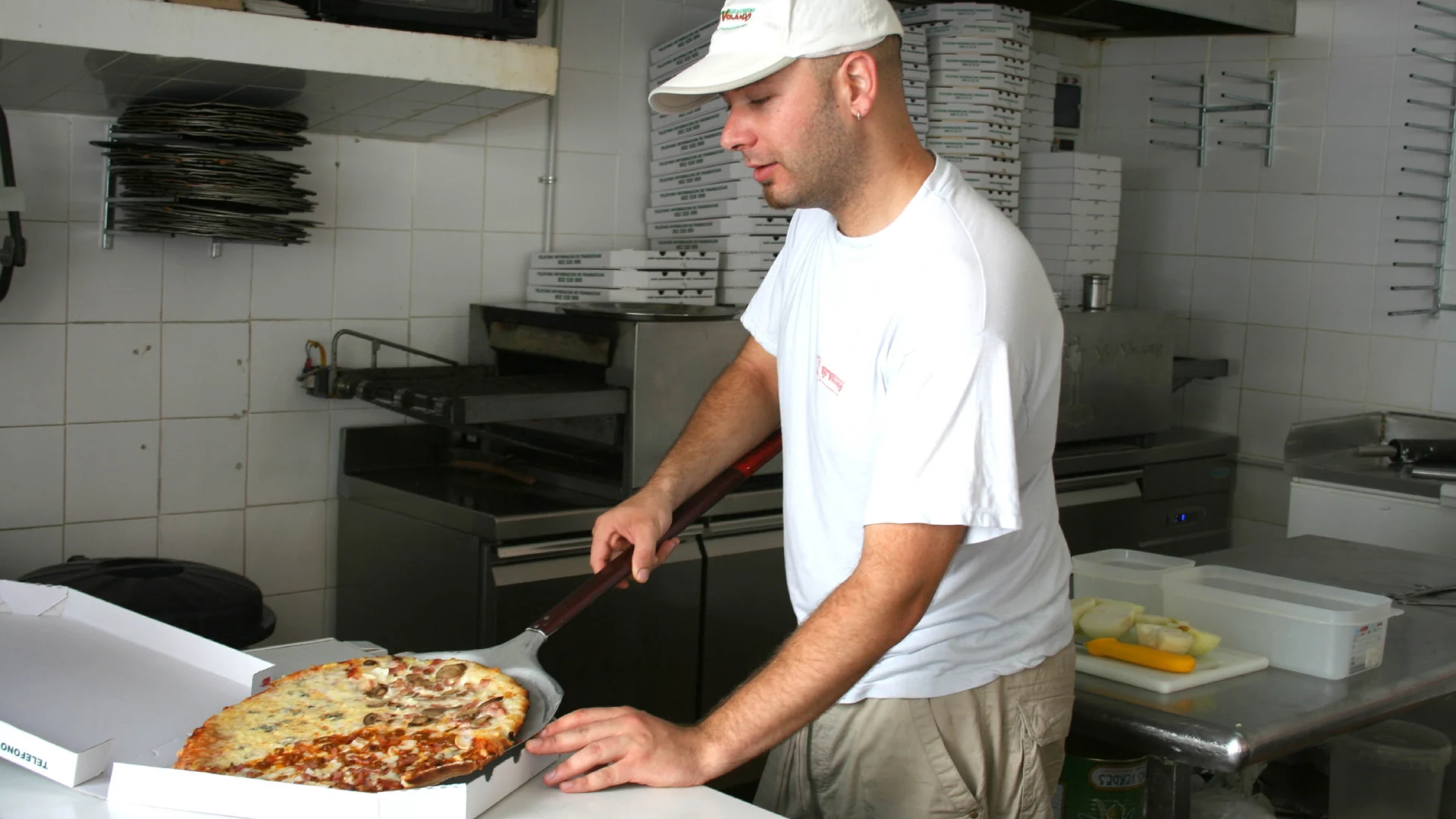 A Day in the Life of a Pizza Chef